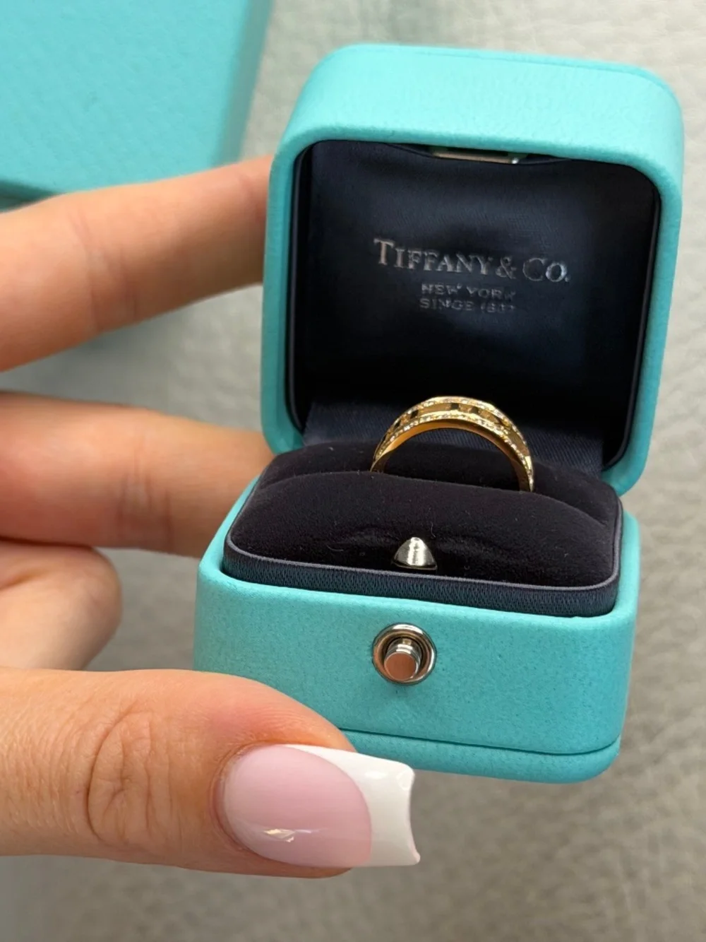 Tiffany & Co. 18K Yellow Gold Atlas Open Diamond Ring 4.3 US
